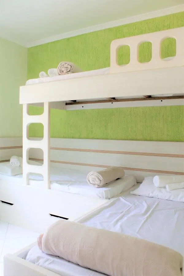 Apartamento Inteiro 3 Quartos No Condominio Solar Das Bromelias بومبينهاس 0*,