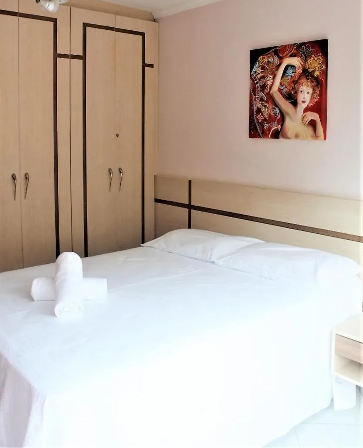 Apartamento Inteiro 3 Quartos No Condominio Solar Das Bromelias بومبينهاس